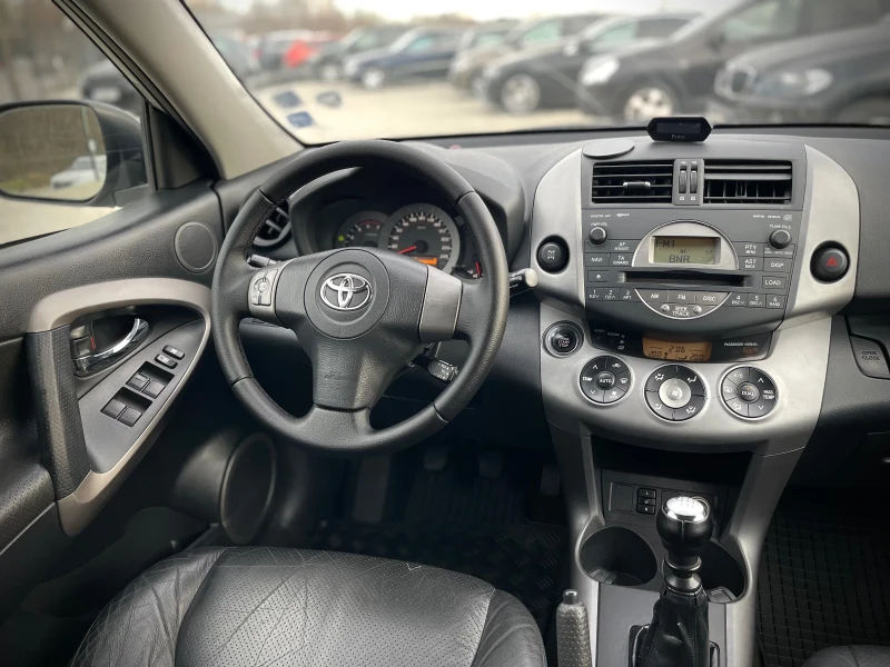 Toyota Rav4 Diesel, снимка 7 - Автомобили и джипове - 48633722