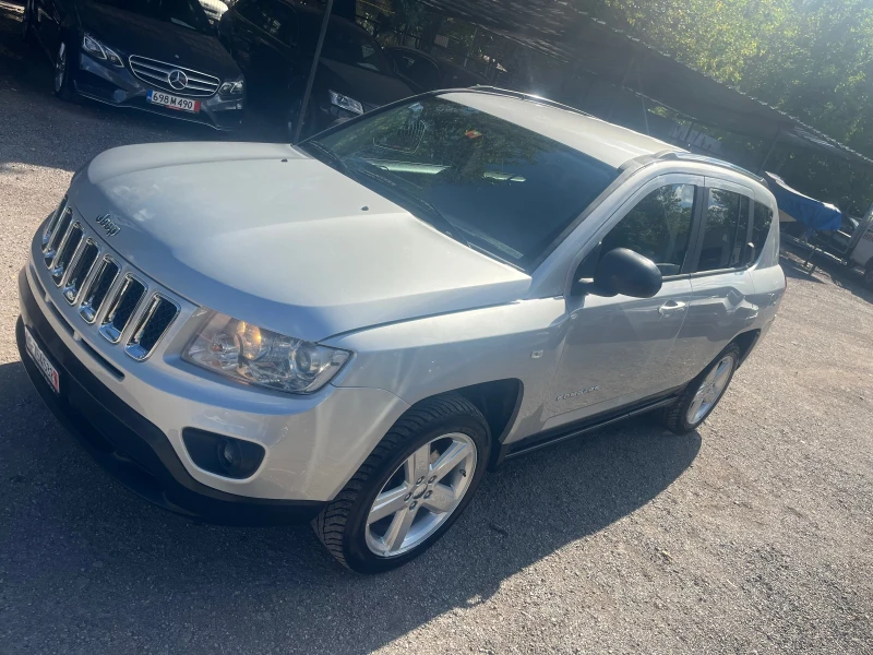 Jeep Compass 2.4* 4X4* AUT* , снимка 8 - Автомобили и джипове - 51659131
