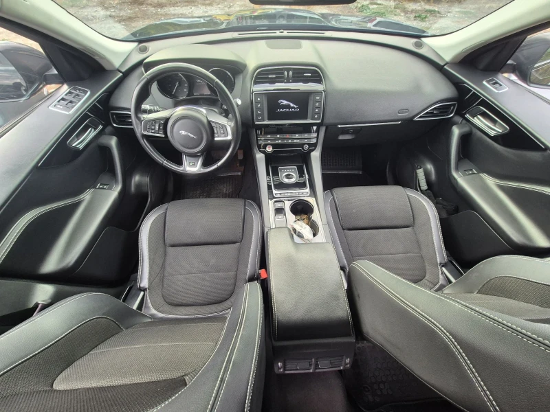 Jaguar F-PACE R Sport Line  пакет 2.0 дизел 4х4 75000км, снимка 4 - Автомобили и джипове - 51912569