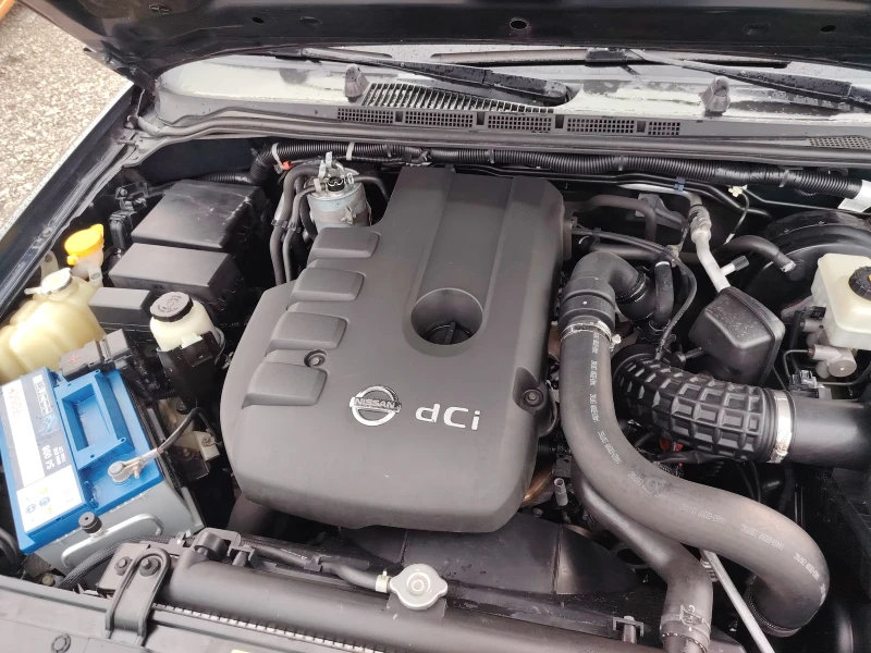 Nissan Navara ИТАЛИЯ, снимка 13 - Автомобили и джипове - 53293295