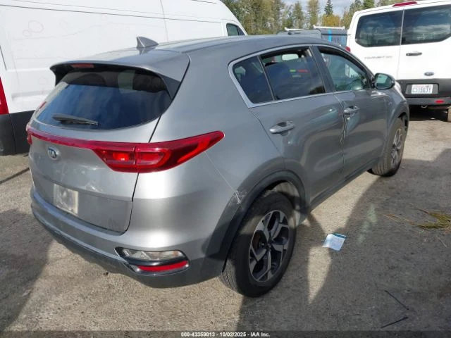 Kia Sportage LX - изображение 6