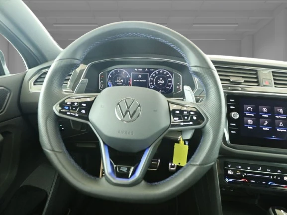 VW Tiguan R 2.0 TFSI 4Motion = DCC = Гаранция, снимка 8 - Автомобили и джипове - 52836639