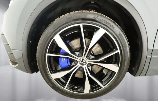 VW Tiguan R 2.0 TFSI 4Motion = DCC = Гаранция, снимка 5 - Автомобили и джипове - 52836639