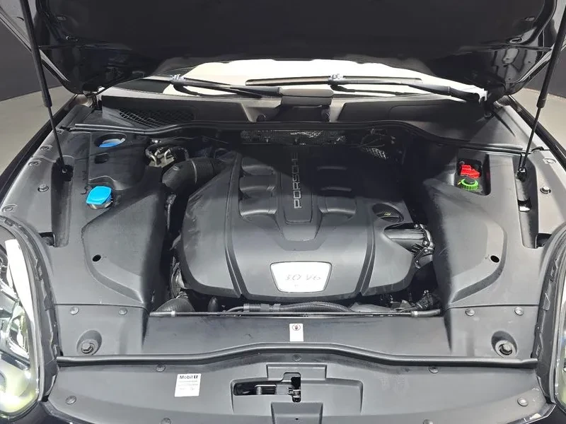 Porsche Cayenne 3.0 D/ BOSE/ PANO/ ПОДГРЕВ/ КАМЕРА, снимка 6 - Автомобили и джипове - 56723267