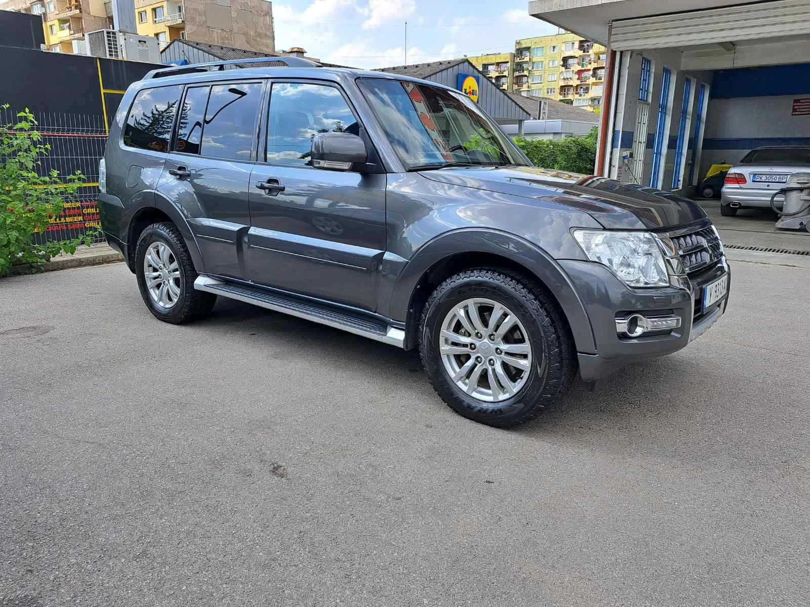 Mitsubishi Pajero IV  3.2 Di - DC - изображение 3