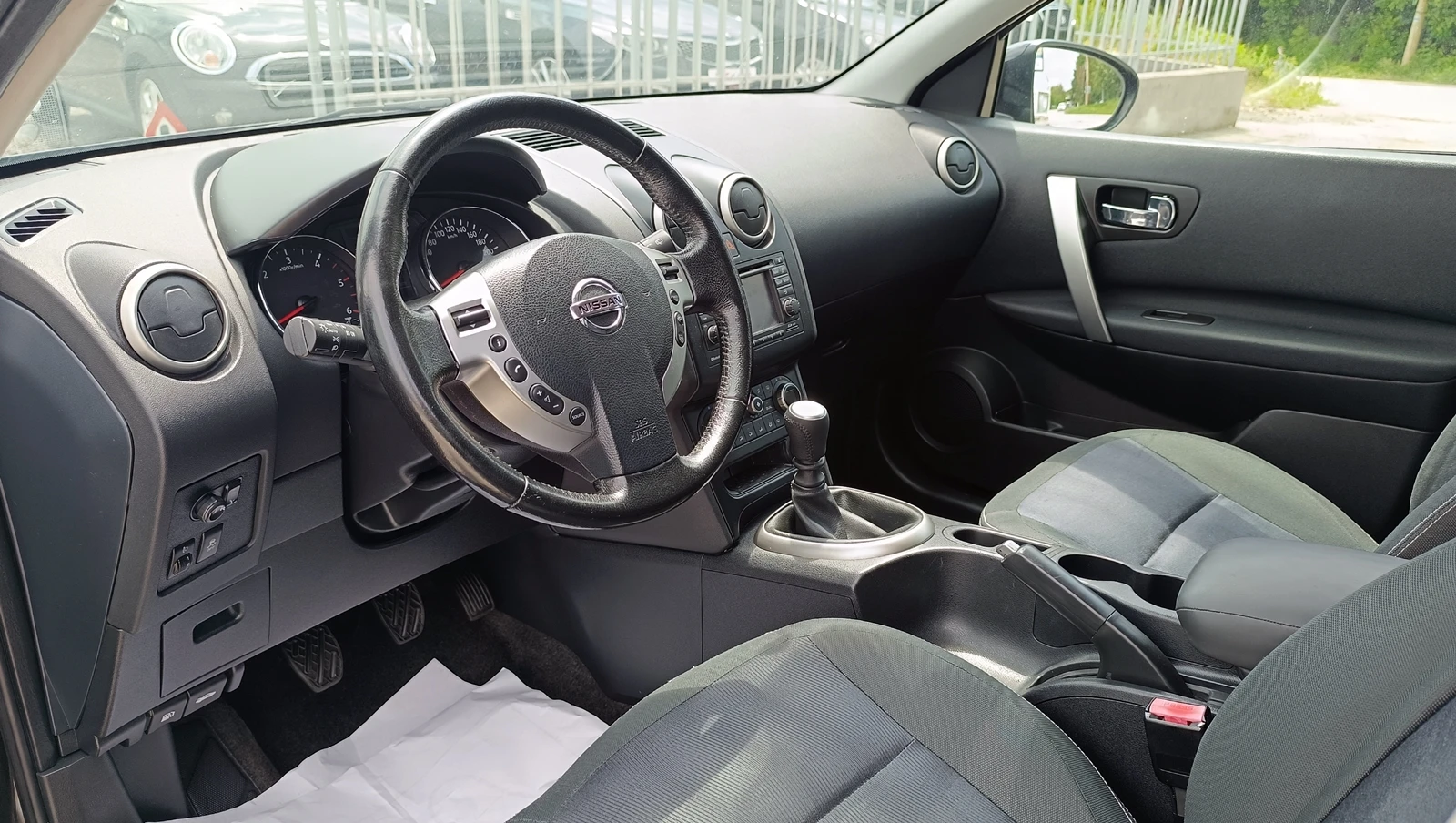 Nissan Qashqai 2.0DCi  | Mobile.bg   11