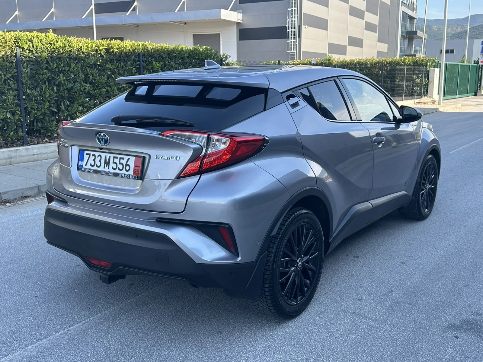 Toyota C-HR 1.8i HYBRID LOUNGE FULL/EURO6/LED/Камера  - изображение 4