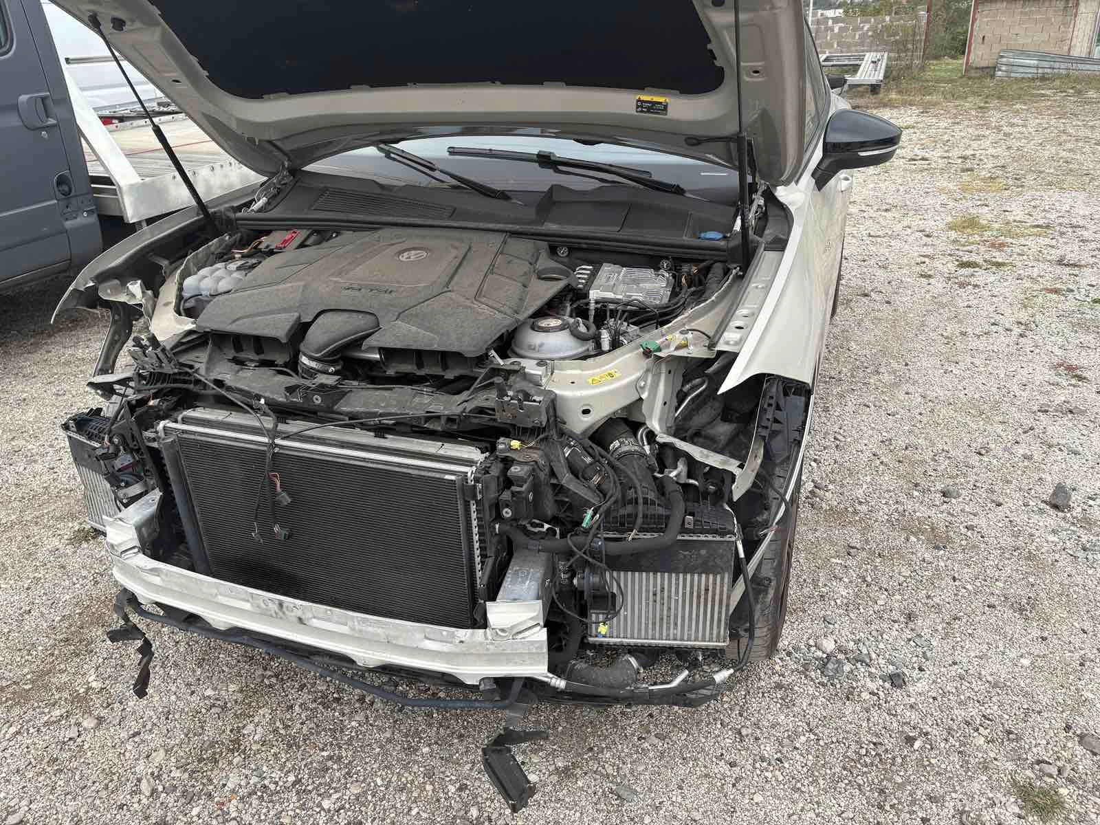 VW Touareg R 3.0TSIe | Mobile.bg   3