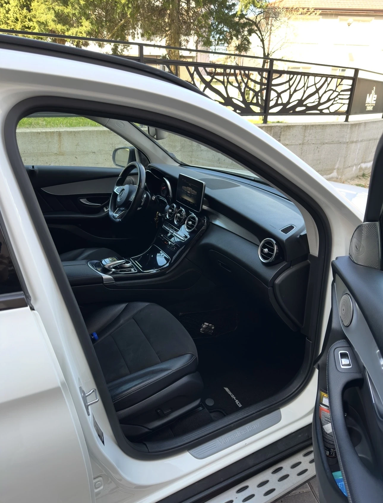 Mercedes-Benz GLC 250 AMG/4matic, снимка 10 - Автомобили и джипове - 53798783