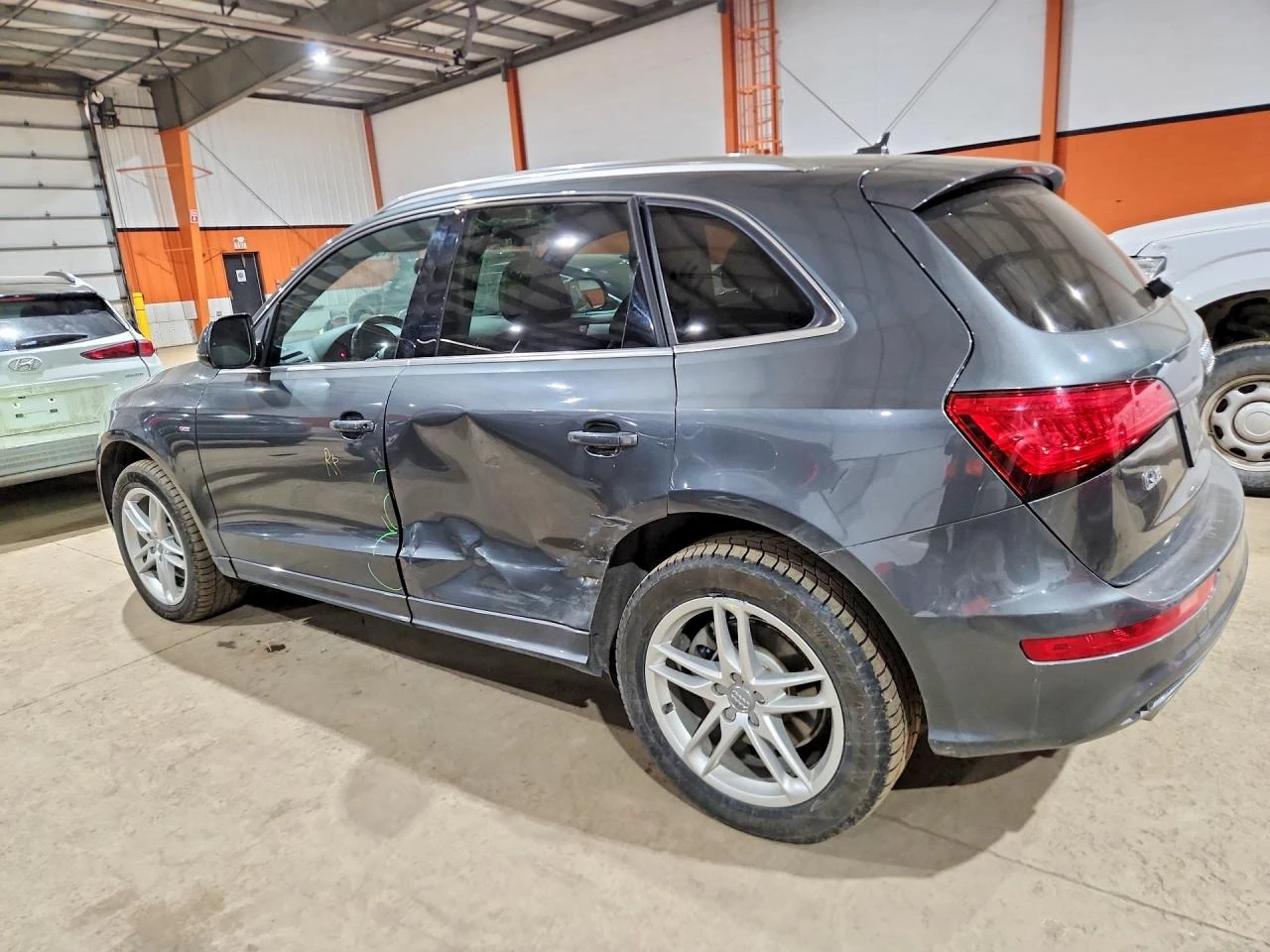 Audi Q5 3.0l Technik - Full S-line -, снимка 2 - Автомобили и джипове - 53815874