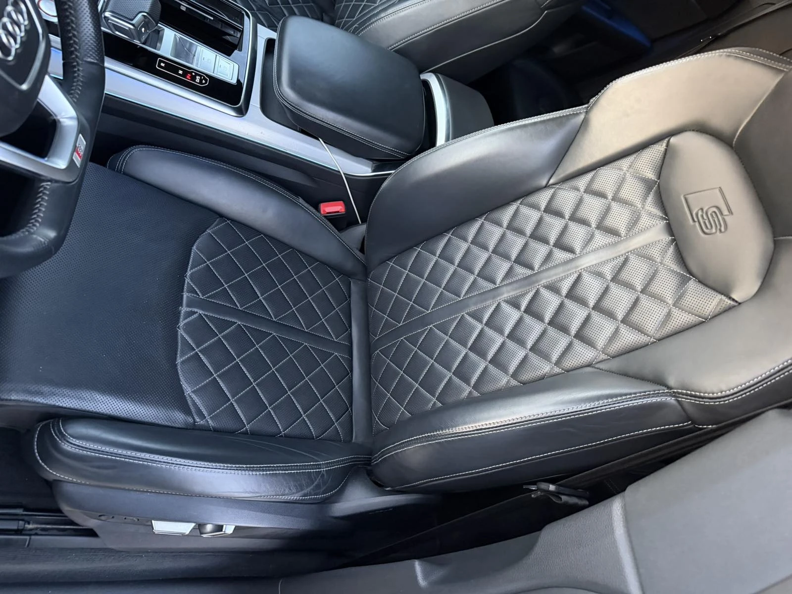 Audi SQ8 4.0 TDI V8 | quattro| Matrix, снимка 11 - Автомобили и джипове - 53823320