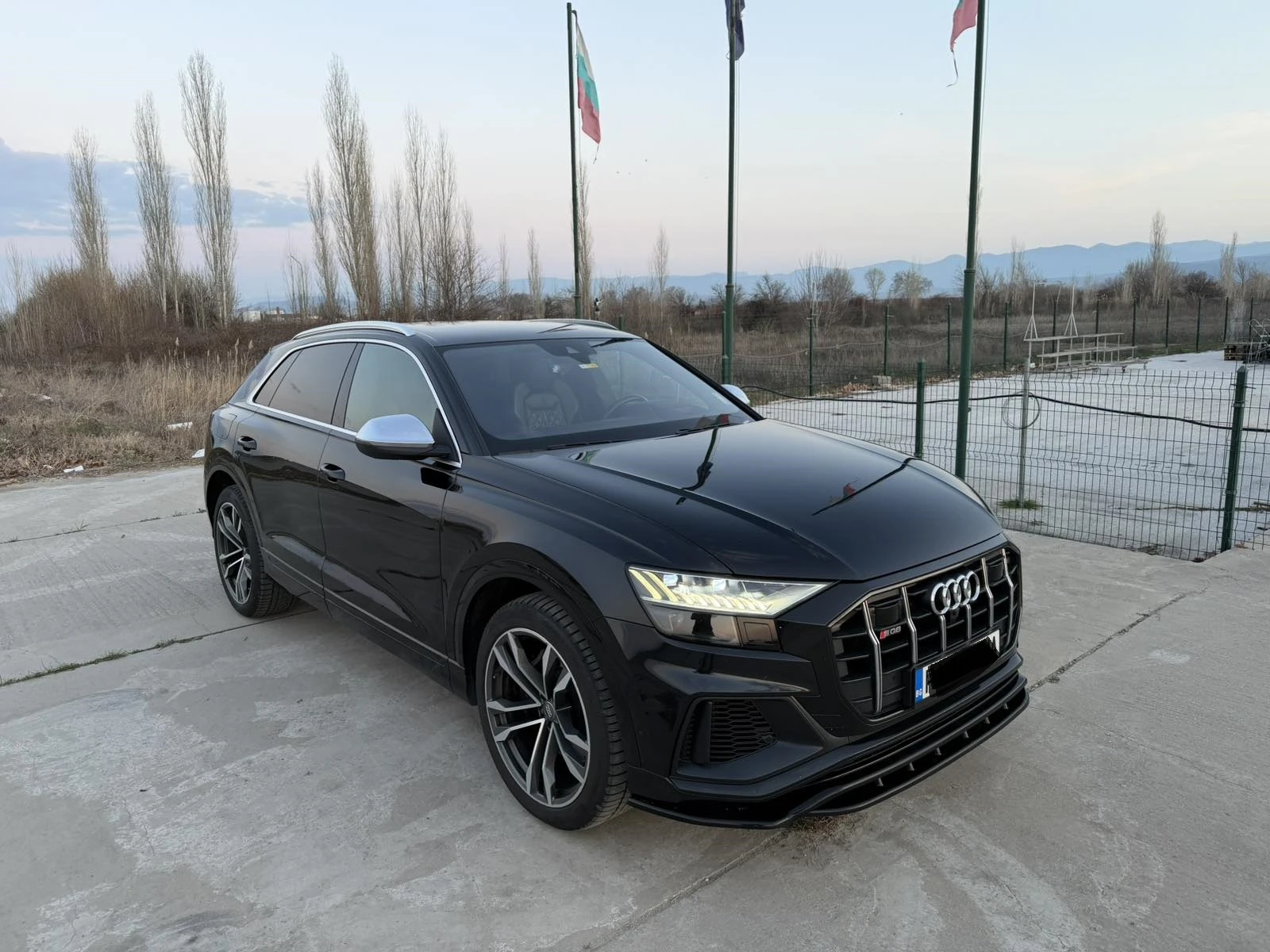 Audi SQ8 4.0 TDI V8 | quattro| Matrix, снимка 3 - Автомобили и джипове - 53823320