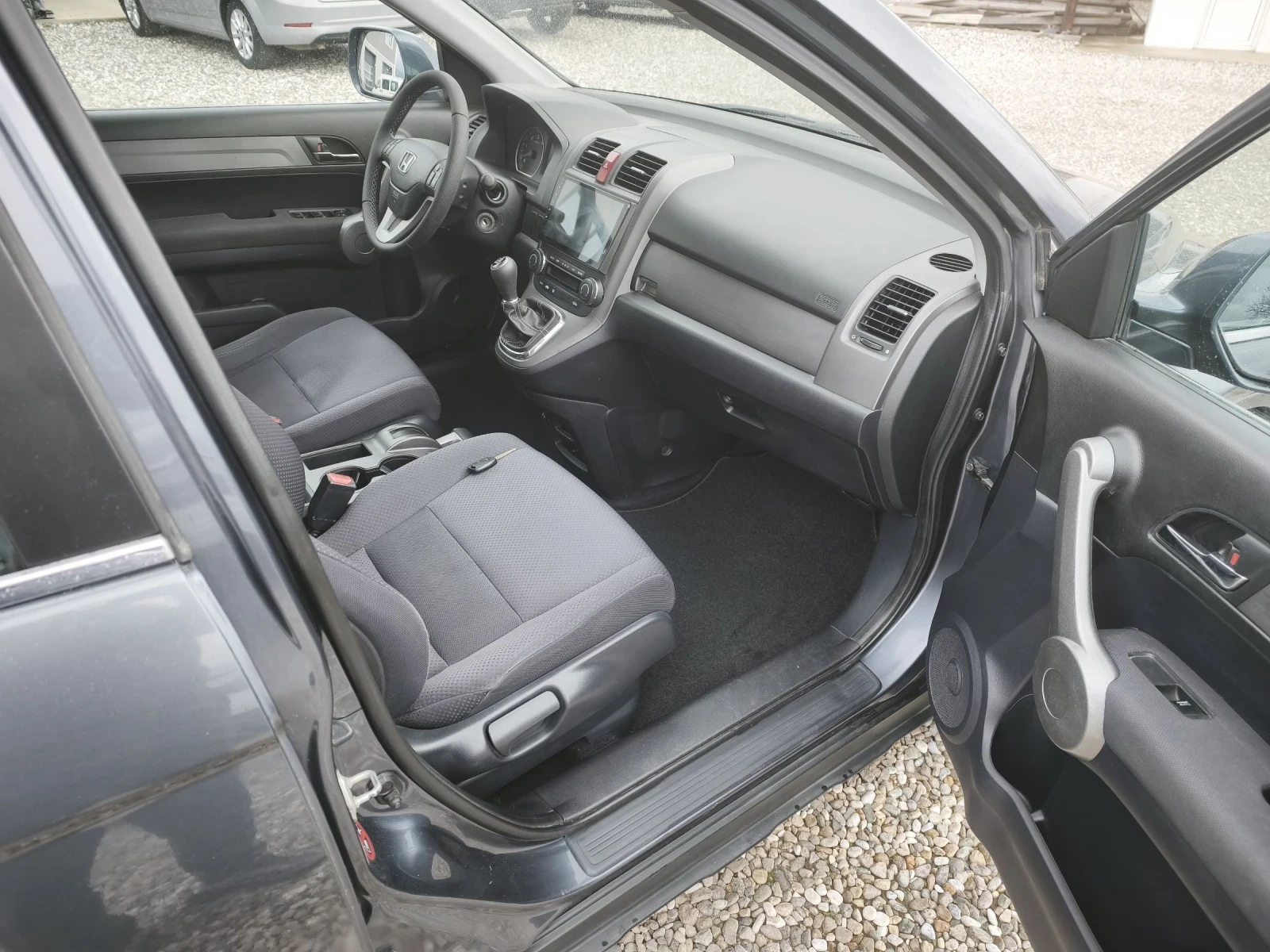 Honda Cr-v Italia, снимка 13 - Автомобили и джипове - 53962031