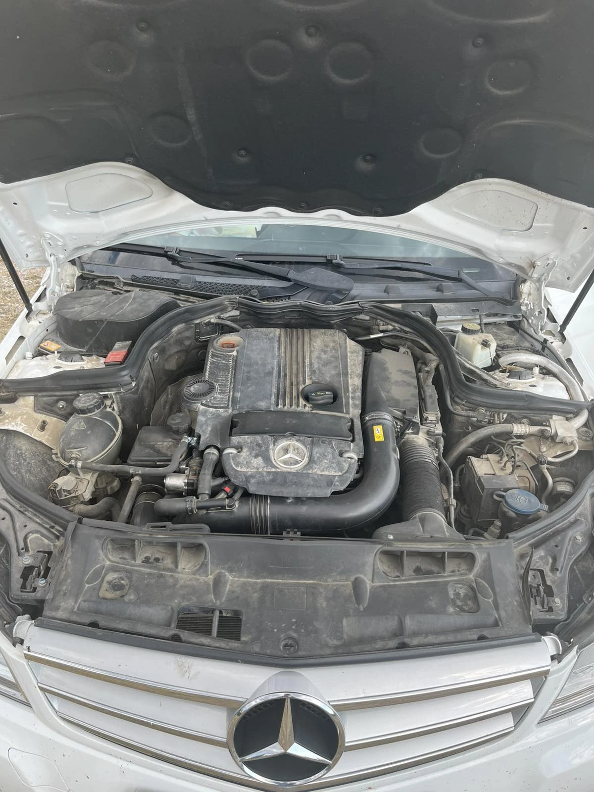 Mercedes-Benz C 250, снимка 12 - Автомобили и джипове - 54157486