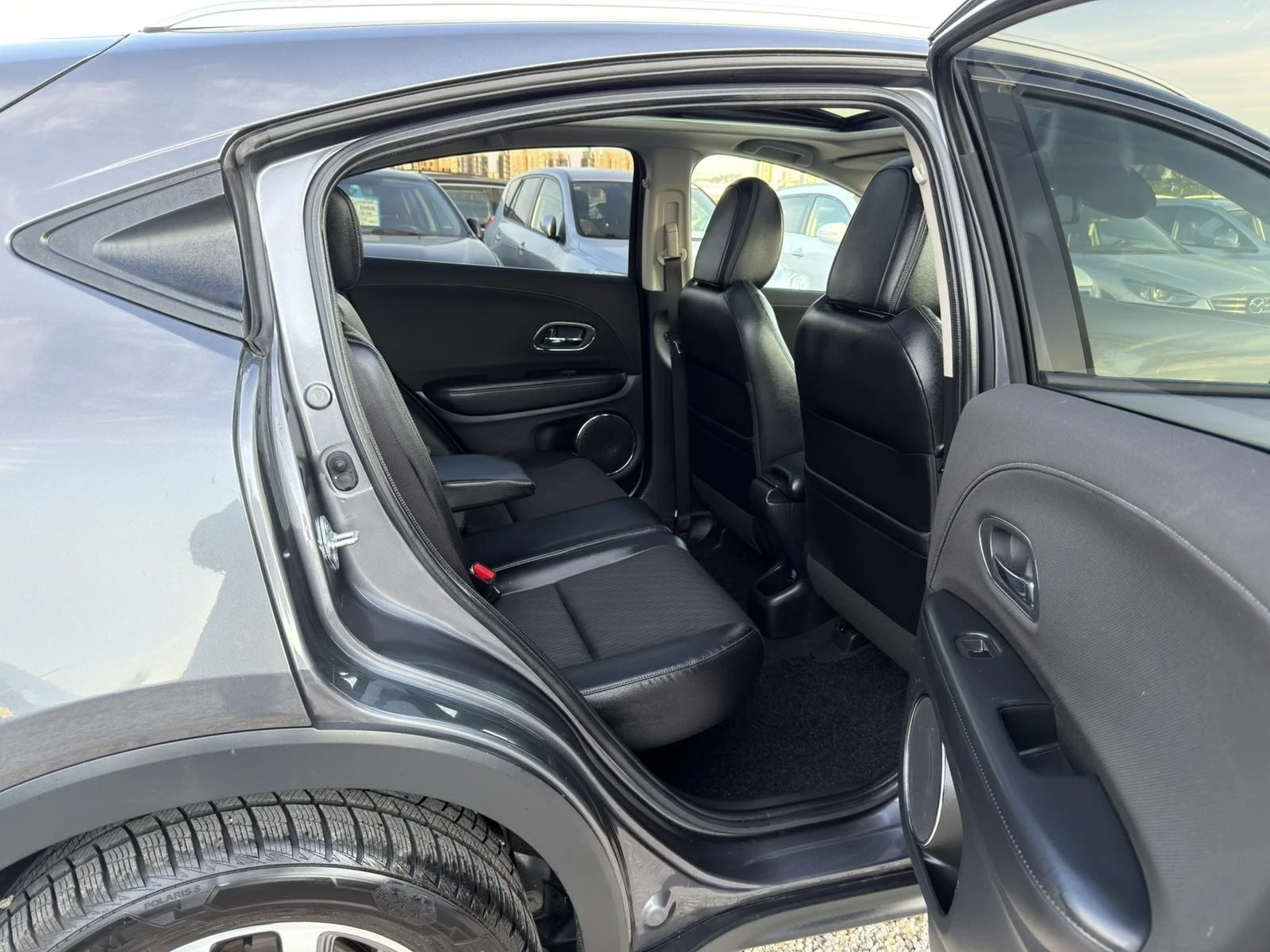 Honda Hr-v 1.5 V-TEC FACE, снимка 15 - Автомобили и джипове - 54556826