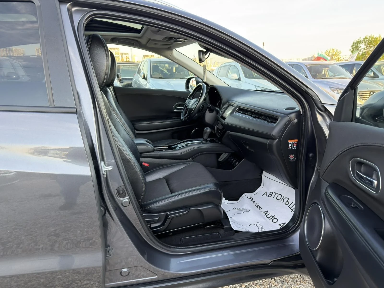 Honda Hr-v 1.5 V-TEC FACE, снимка 13 - Автомобили и джипове - 54556826
