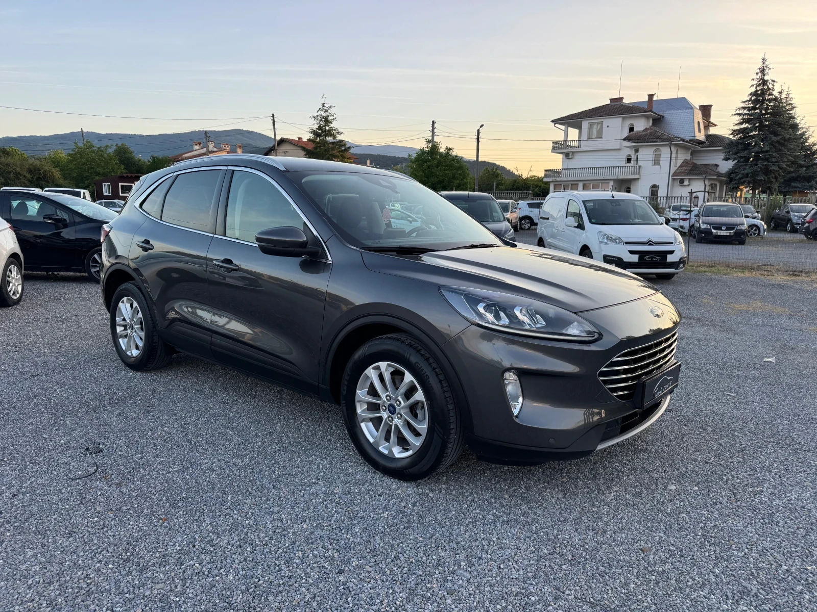 Ford Kuga III 1.5D ECOBLUE TITANIUM FACELIFT!! ITALY EURO 6, снимка 9 - Автомобили и джипове - 54802394