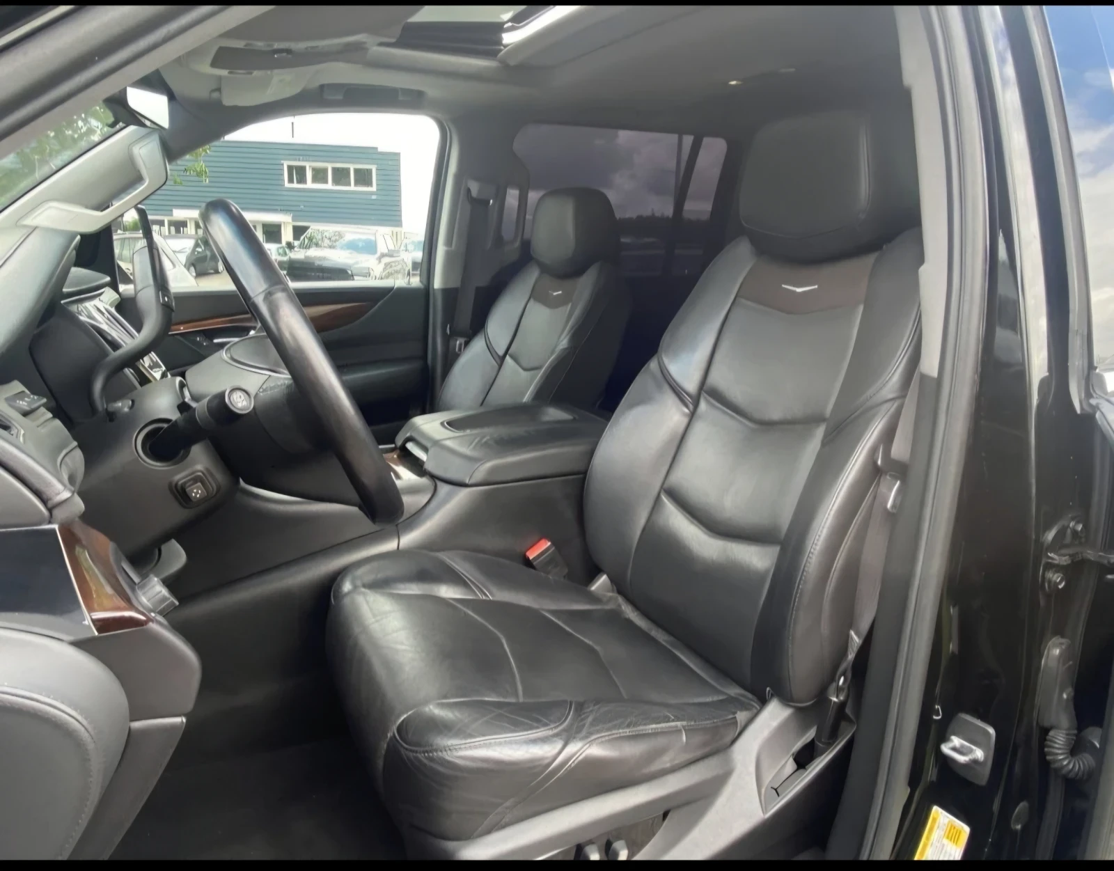 Cadillac Escalade ESV. LONG, снимка 11 - Автомобили и джипове - 55689059