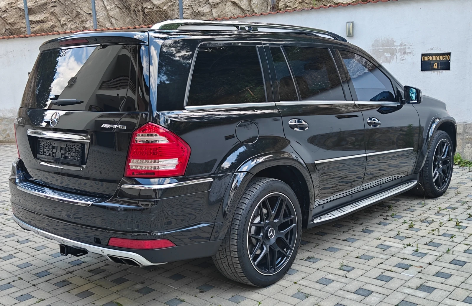 Mercedes-Benz GL 500 * AMG* GRAND EDITION , снимка 6 - Автомобили и джипове - 55396539