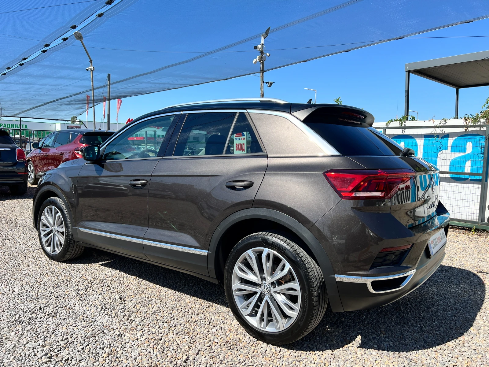 VW T-Roc 2.0TDI 4MOTION/AUT/CAR PLAY/LED/КАМЕРА, снимка 6 - Автомобили и джипове - 55493874
