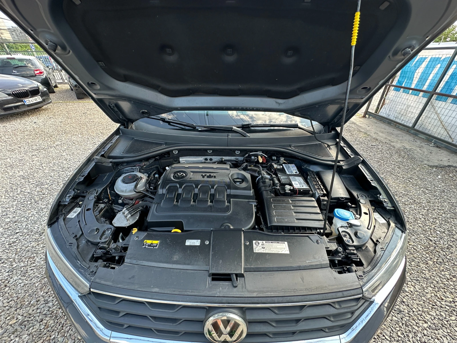 VW T-Roc 2.0TDI 4MOTION/AUT/CAR PLAY/LED/КАМЕРА, снимка 17 - Автомобили и джипове - 55493874