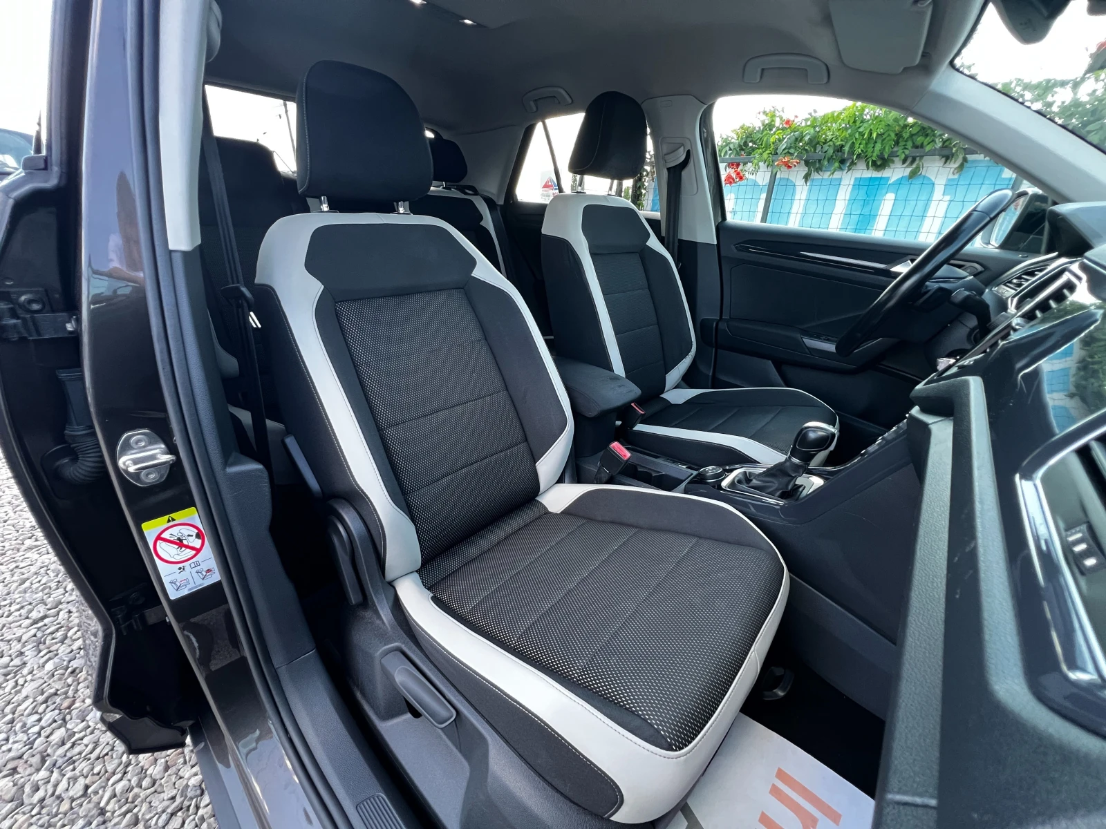 VW T-Roc 2.0TDI 4MOTION/AUT/CAR PLAY/LED/������ | Mobile.bg � ����������� 14