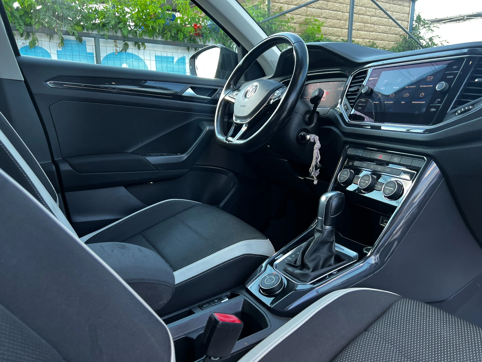 VW T-Roc 2.0TDI 4MOTION/AUT/CAR PLAY/LED/������ | Mobile.bg � ����������� 15