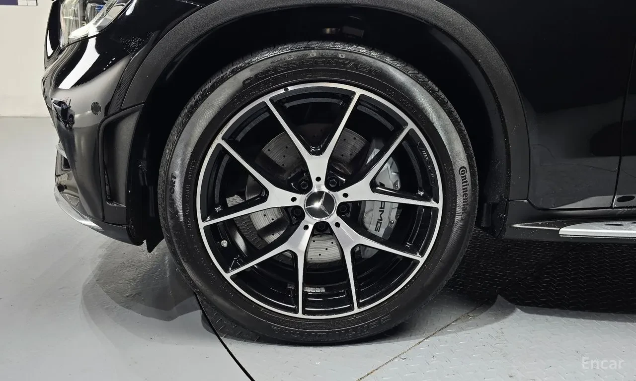 Mercedes-Benz GLC 43 AMG AMG EXHAUST| HEADS UP| 360| DISTRO, снимка 5 - Автомобили и джипове - 55513323