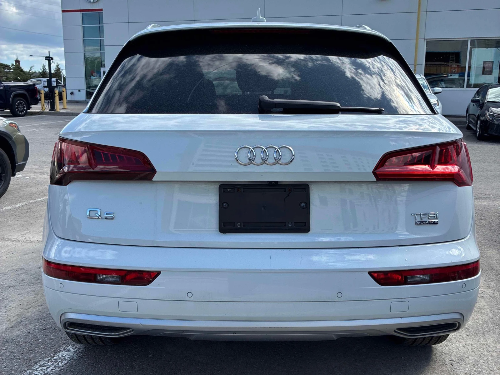 Audi Q5 * Progressiv * 360КАМЕРИ* ОБДУХВАНЕ* , снимка 4 - Автомобили и джипове - 56081639