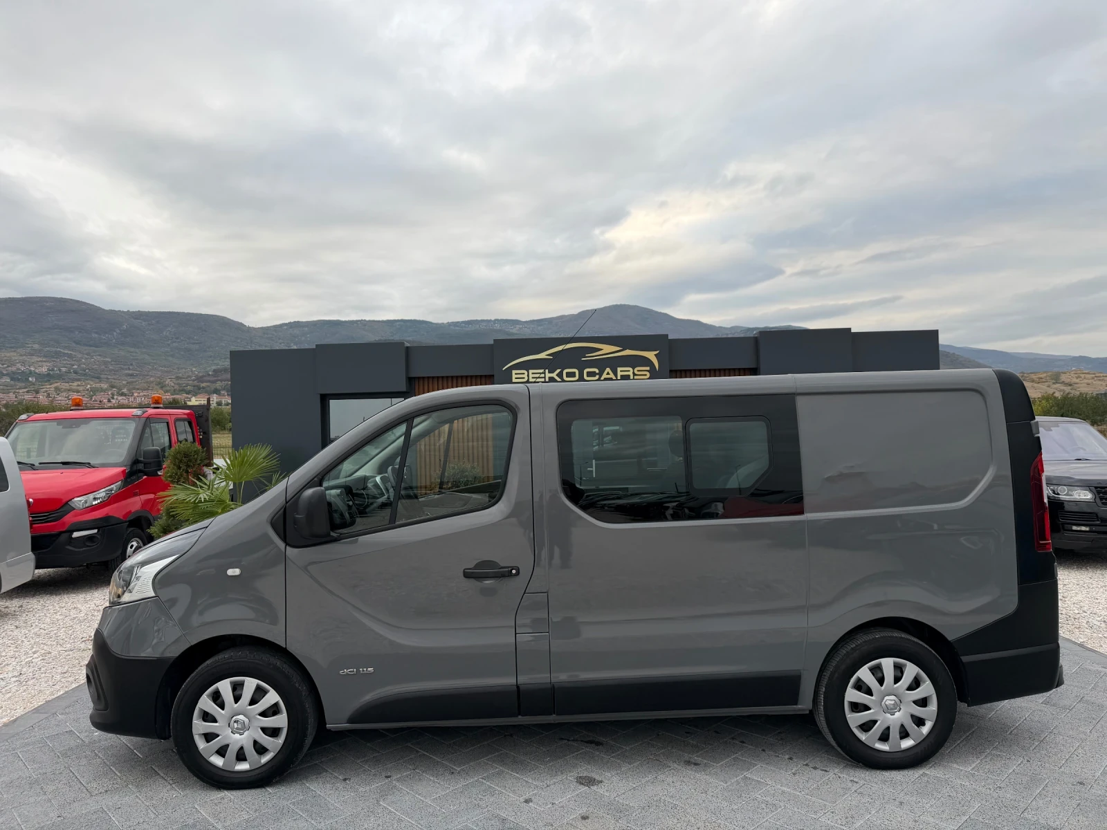 Renault Trafic 6-местен Без аналог!Нов внос от Белгия! - изображение 8