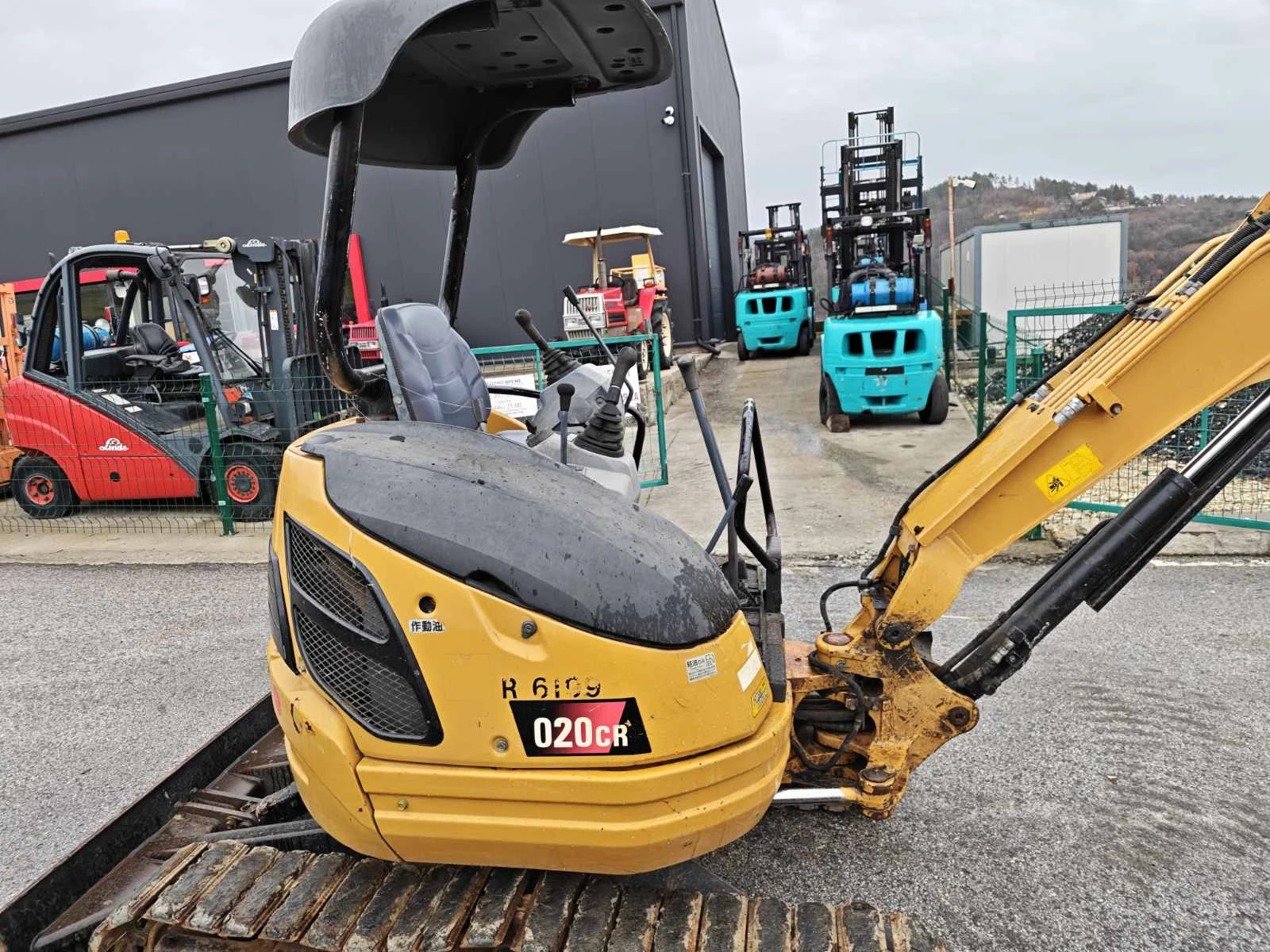 Багер Caterpillar  НОВ ВНОС  - изображение 3