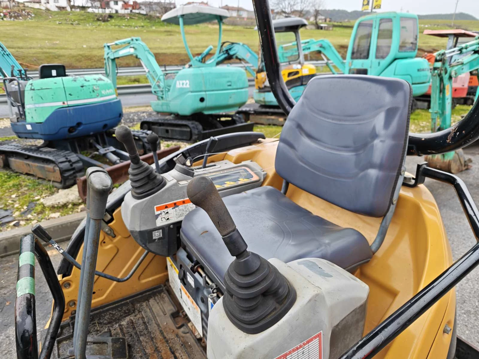 Багер Caterpillar  НОВ ВНОС  - изображение 8