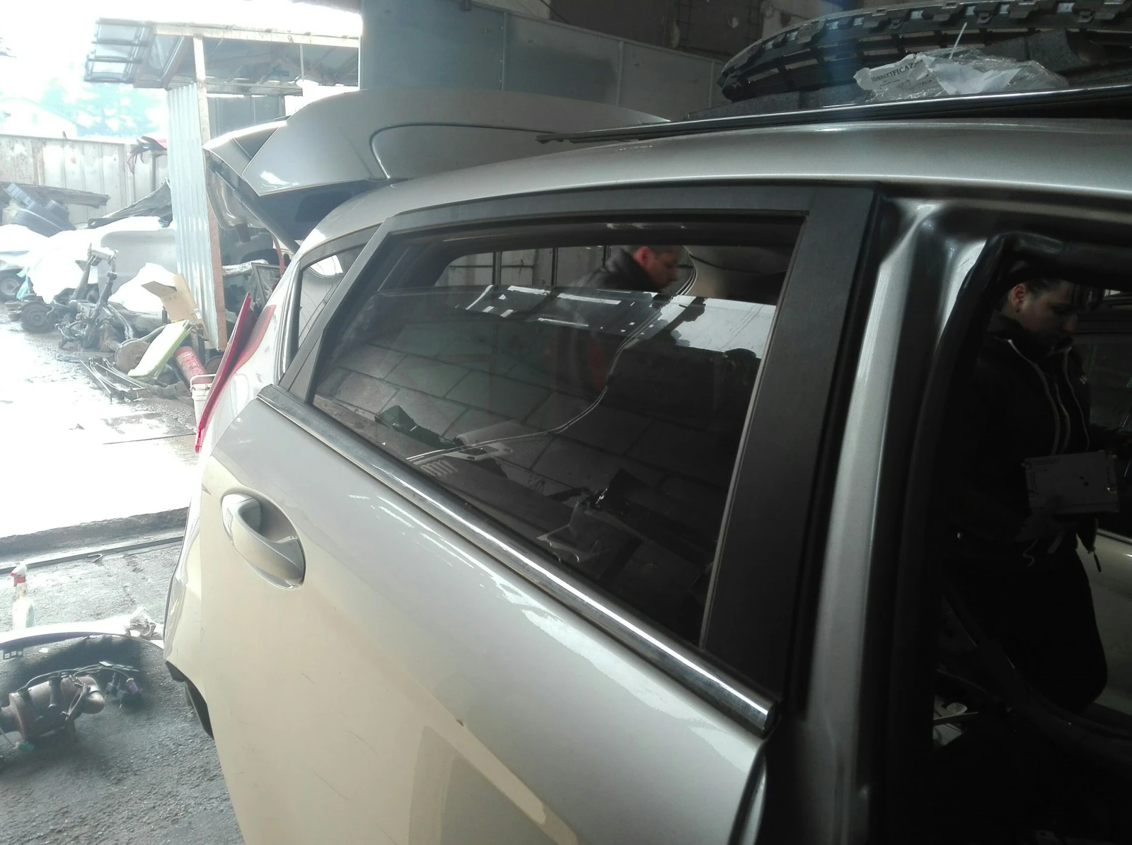 ����� ����� ������ ���� ������  | Mobile.bg � ����������� 1