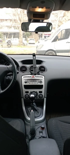 Peugeot 308 комби, снимка 6