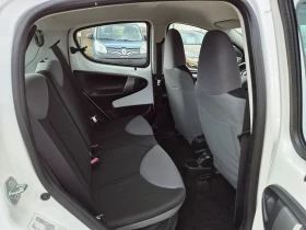 Peugeot 107 1.0i 68кс 2014 година EURO 5B, снимка 15