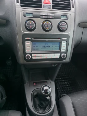 VW Touran 2.0TDI, снимка 11