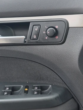 VW Touran 2.0TDI, снимка 14