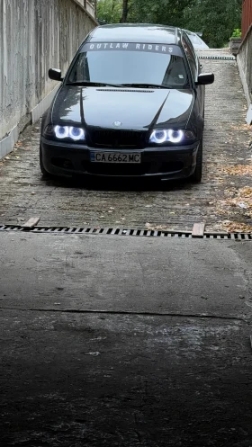 BMW 320, снимка 2