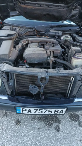 Mercedes-Benz E 200 W 210 - 1400 € / 2738.16 лв. - 93705472 12