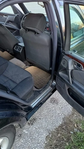 Mercedes-Benz E 200 W 210 - 1400 € / 2738.16 лв. - 93705472 9