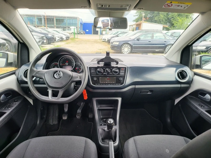 VW Up, снимка 11 - Автомобили и джипове - 46394674