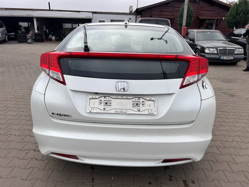 Honda Civic 2.2DTEC NAVI/KAMERA , снимка 7 - Автомобили и джипове - 47764454