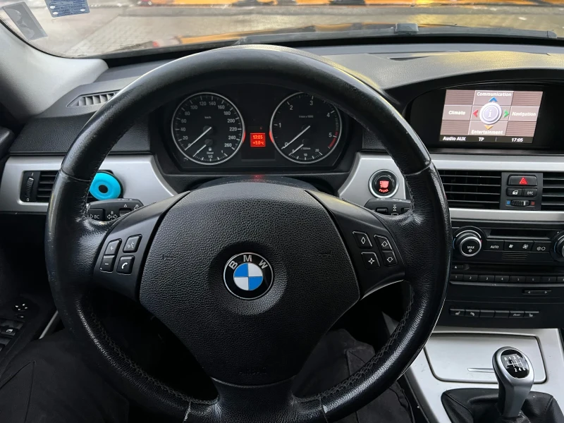 BMW 320, снимка 9 - Автомобили и джипове - 48482517