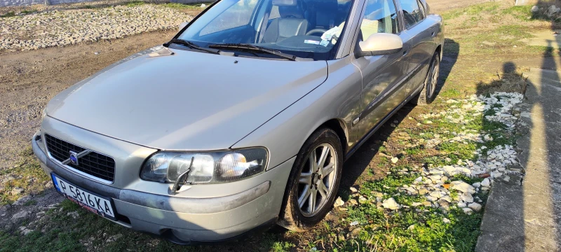 Volvo S60, снимка 4 - Автомобили и джипове - 48936870