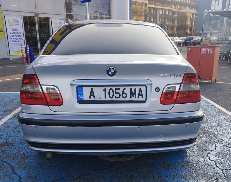 BMW 320 320D, снимка 4 - Автомобили и джипове - 49072312