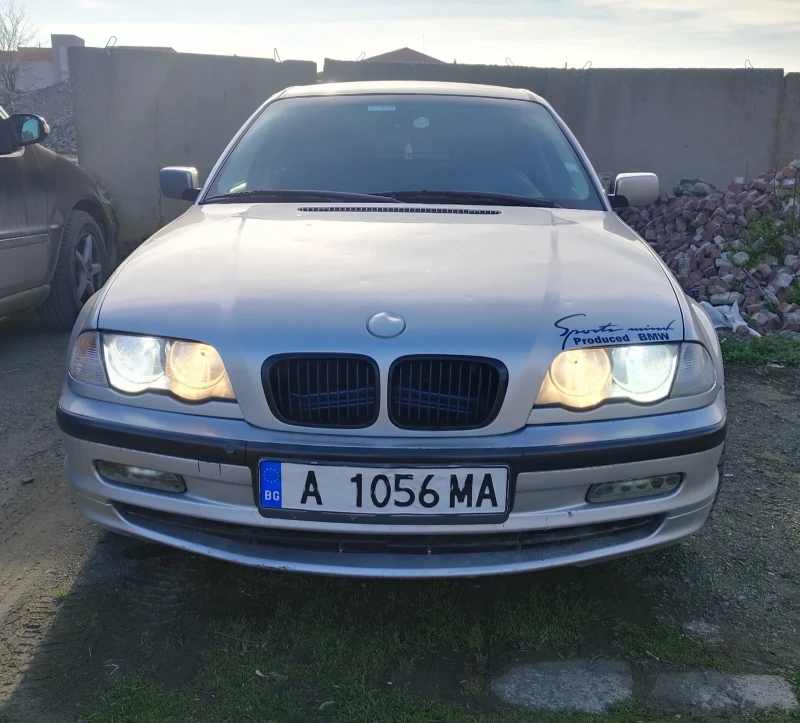 BMW 320 320D, снимка 1 - Автомобили и джипове - 49072312