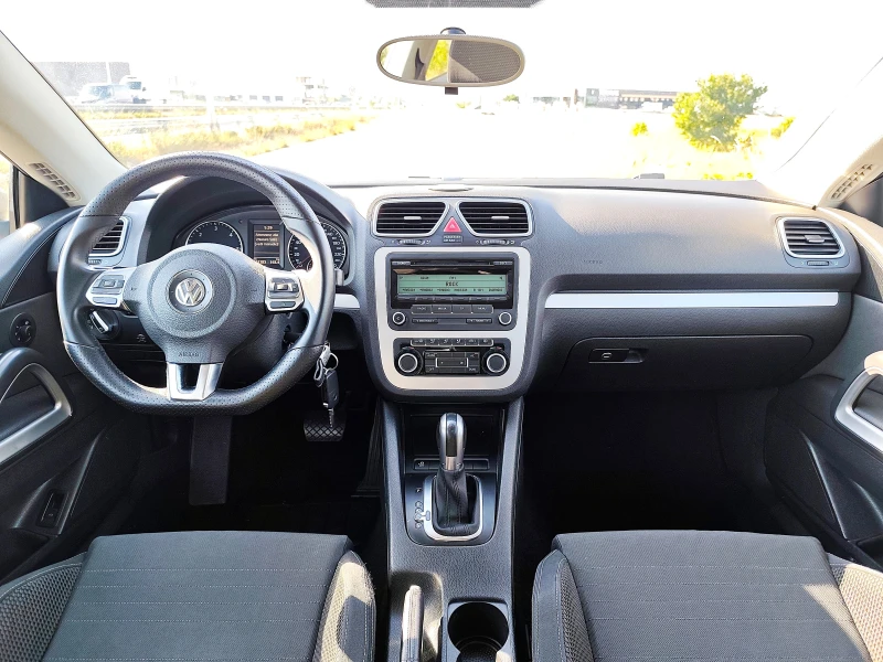 VW Scirocco 2.0TDI DSG 140ks, снимка 7 - Автомобили и джипове - 50541298