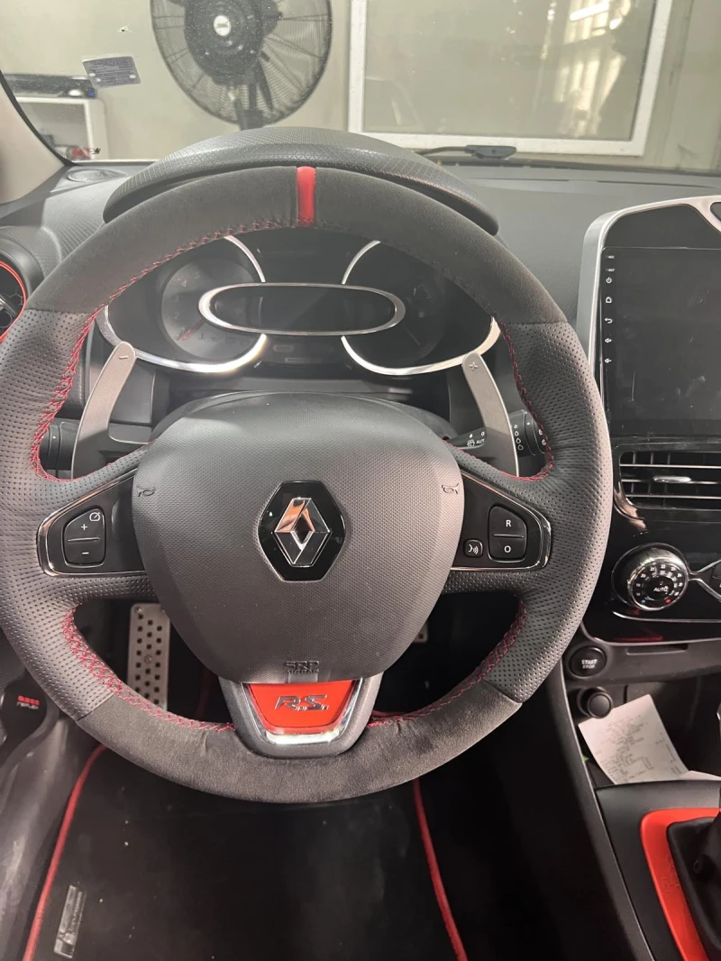 Renault Clio RS, снимка 10 - Автомобили и джипове - 50688806