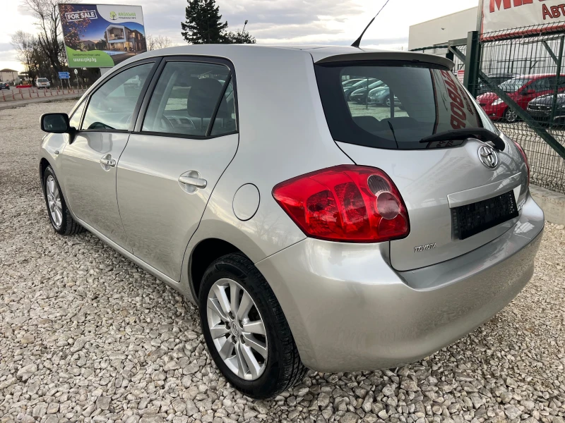 Toyota Auris 2.0 D4D/126p.s., снимка 4 - Автомобили и джипове - 53048182