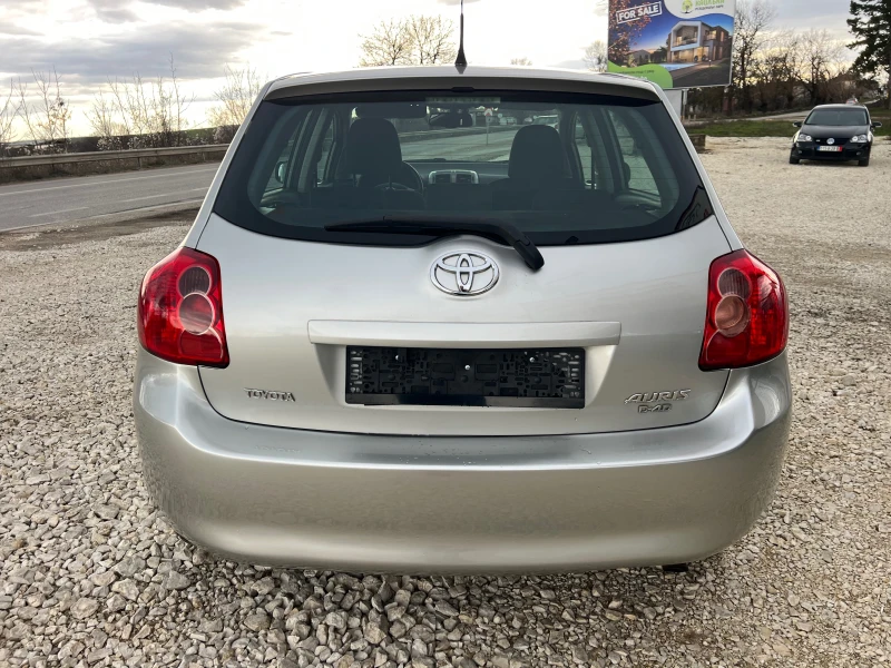 Toyota Auris 2.0 D4D/126p.s., снимка 6 - Автомобили и джипове - 53048182